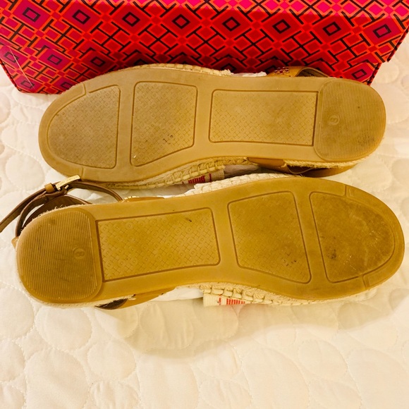 SOLD Tory Burch Espadrille Sandal Awning Ivory/Red - Picture 6 of 7